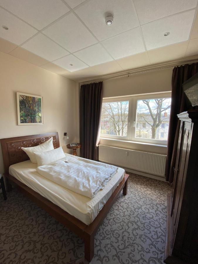 Hotel Gutenberger Lubeck Exterior photo